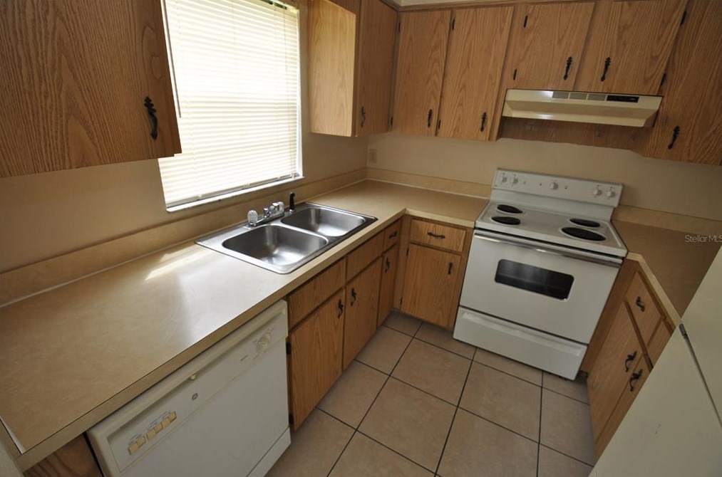 127 Shannon Dr, Lakeland, FL 33809