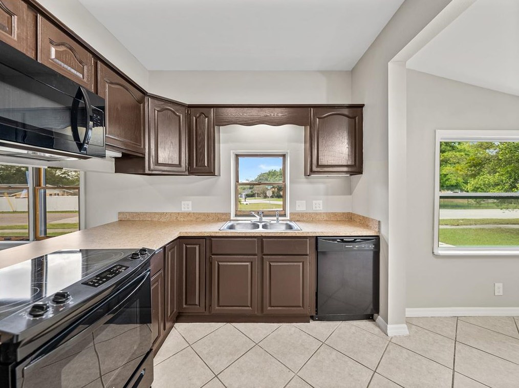 116 Arborvitae Ln, Polk City FL  33868-9570 exterior