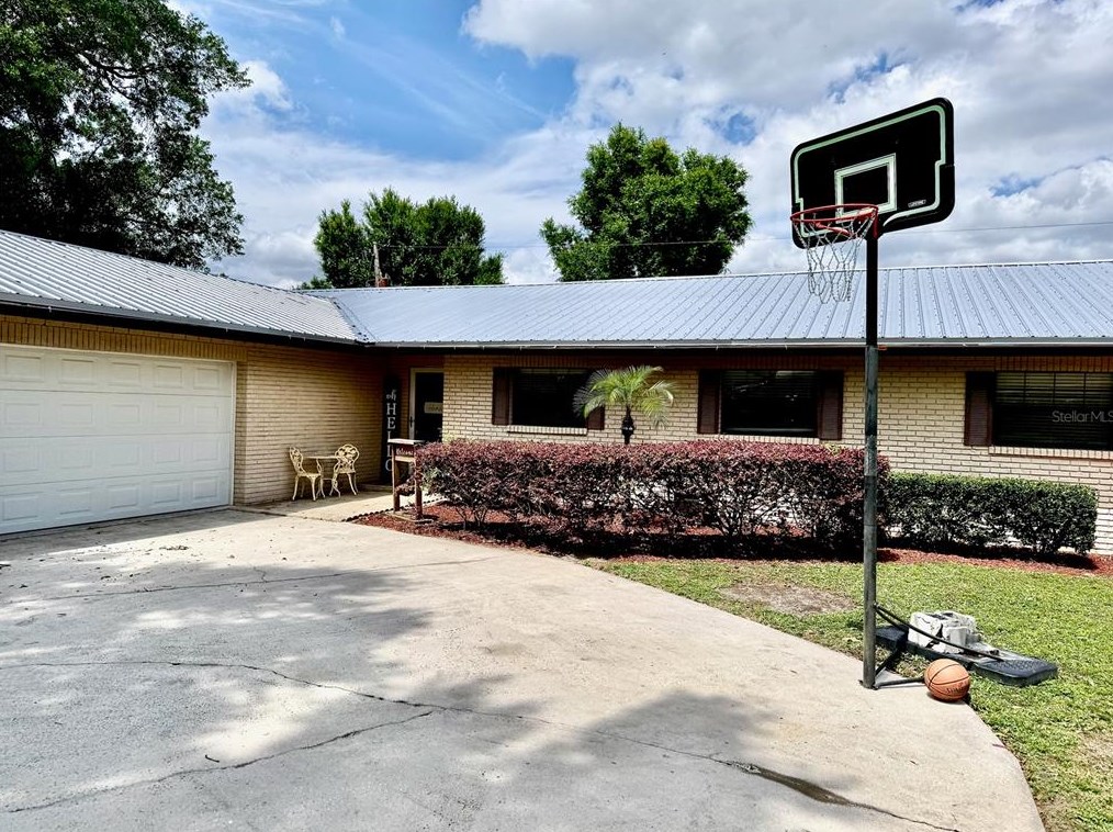 1216 Merlyn St, Lakeland, FL 33813