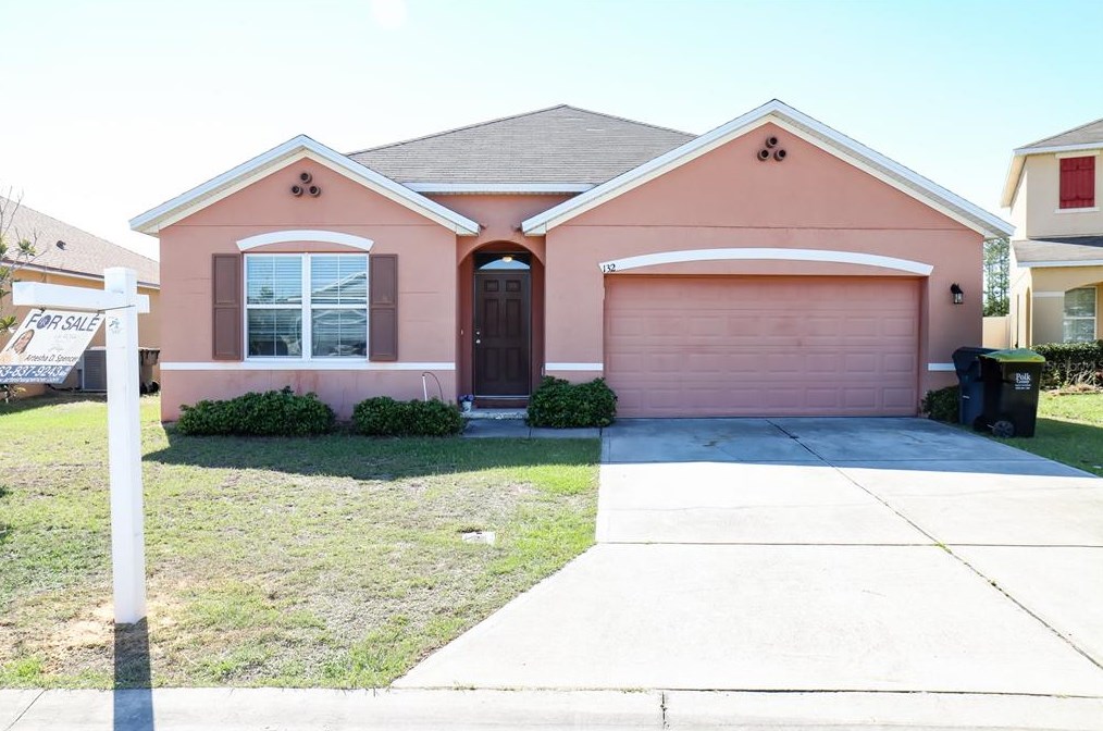 132 Country Walk Cir, Davenport, FL 33837