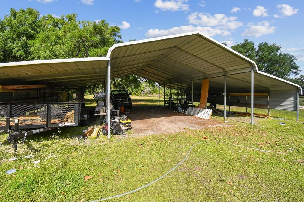 601 Honeyfarm Ln, Auburndale FL  33823-8306 exterior