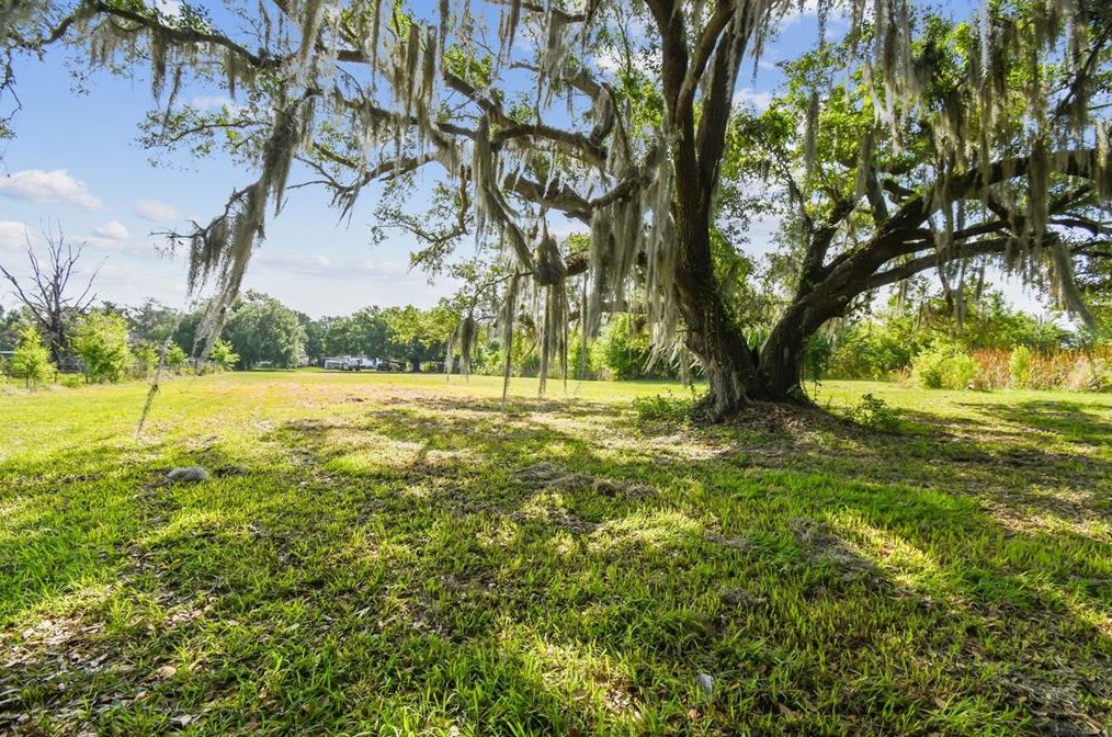 601 Honeyfarm Ln, Auburndale FL  33823-8306 exterior