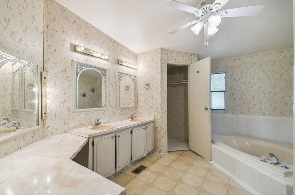 601 Honeyfarm Ln, Auburndale FL  33823-8306 exterior