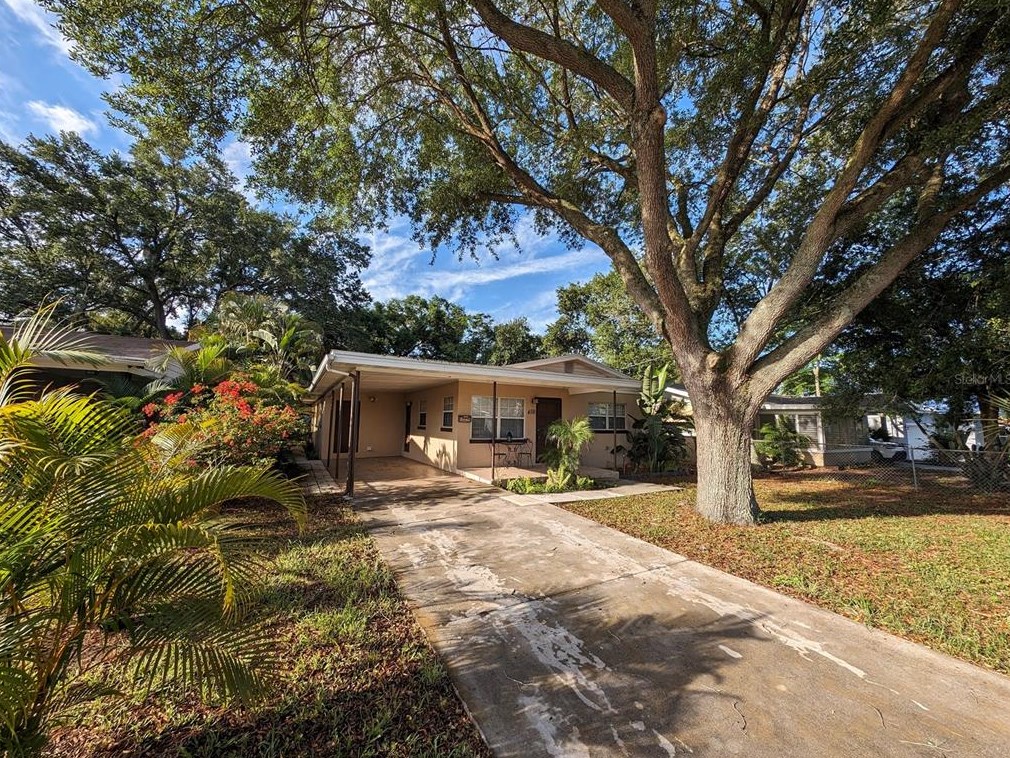 458 Ave D Se, Winter Haven, FL 33880