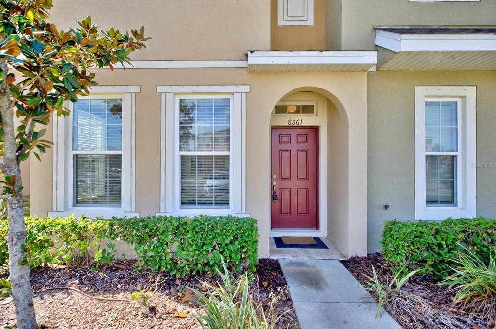 8861 Walnut Gable Ct, Riverview, FL 33578