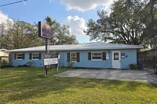 932 Swann Dr, Lakeland, FL 33809 - Photo 1