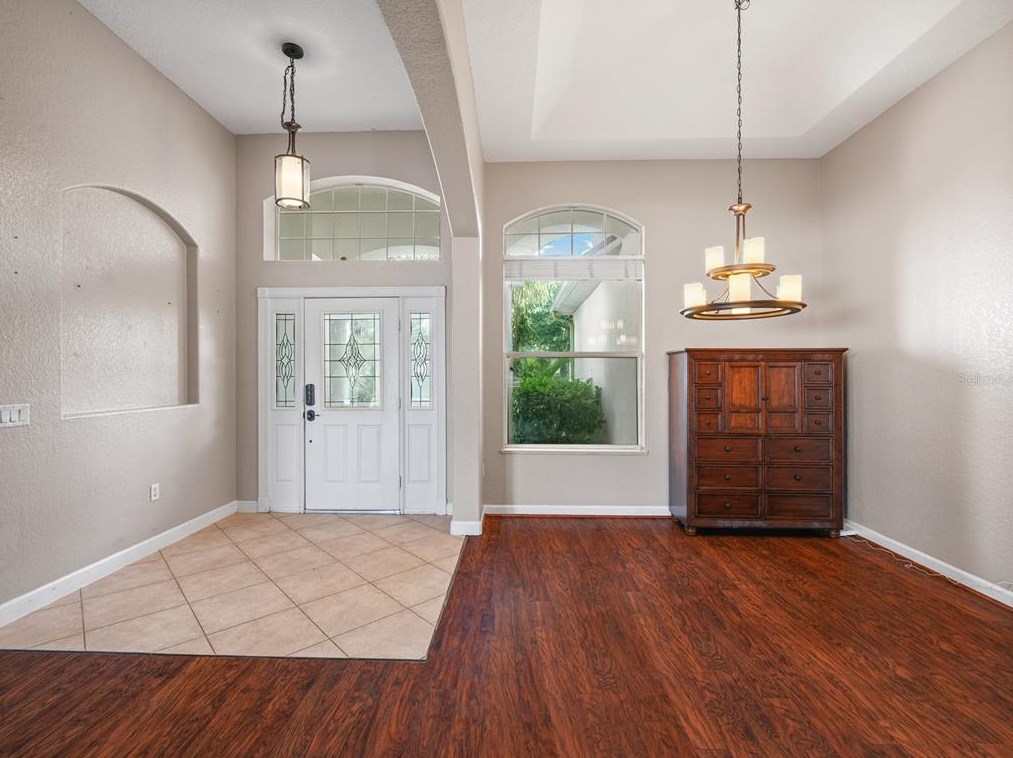 988 Classic View Dr, Auburndale, FL 33823-2801