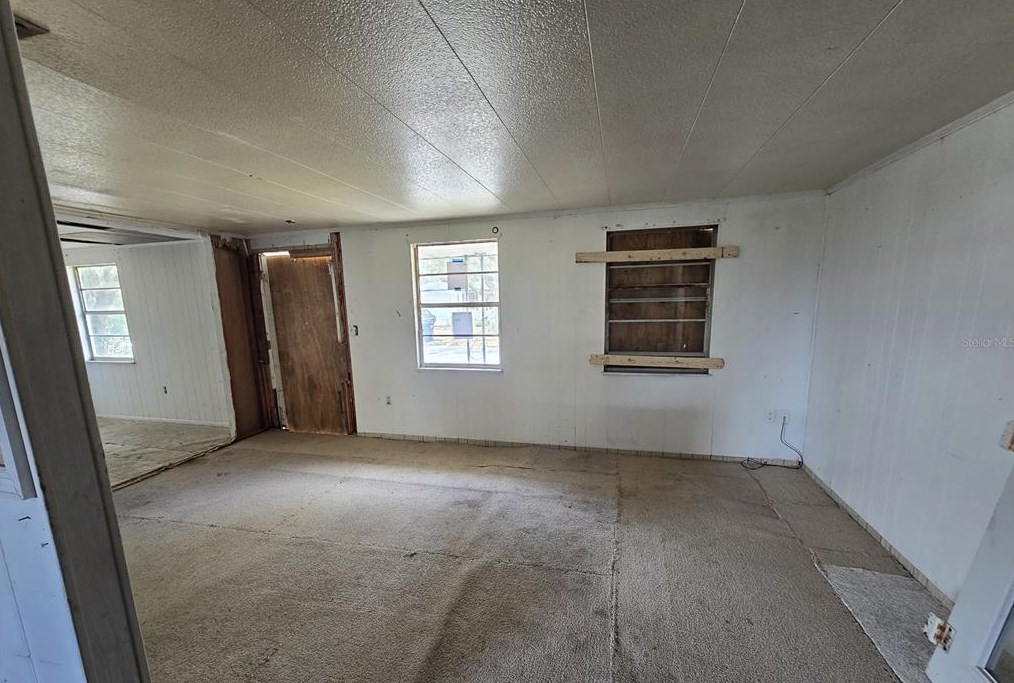 2020 Orange Blossom Ave, Sebring, FL 33870