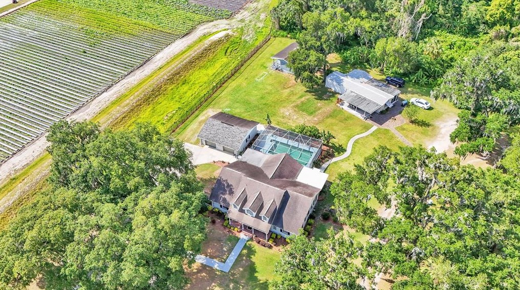 408 Holloway Rd, Plant City FL  33567-2608 exterior