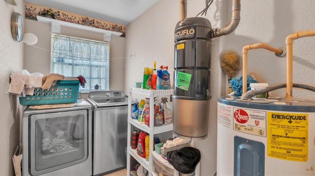 408 Holloway Rd, Plant City FL  33567-2608 exterior