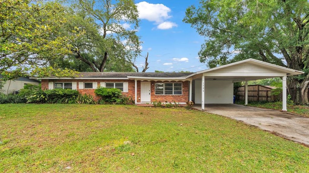1726 Petersburg Ave, Lakeland FL  33803-2539 exterior