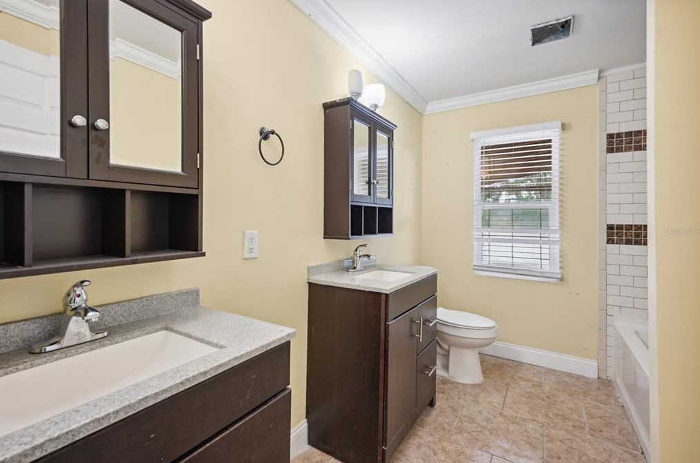 312 Burbank Ave, Lakeland FL  33801-2411 exterior