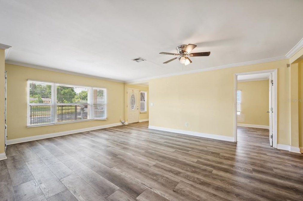 312 Burbank Ave, Lakeland FL  33801-2411 exterior