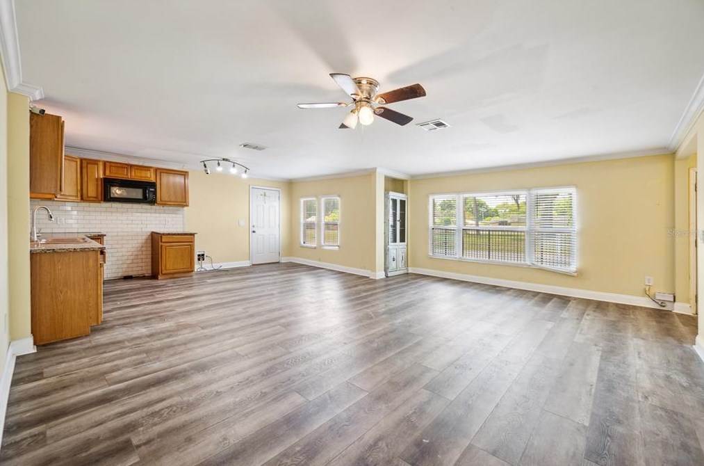 312 Burbank Ave, Lakeland FL  33801-2411 exterior