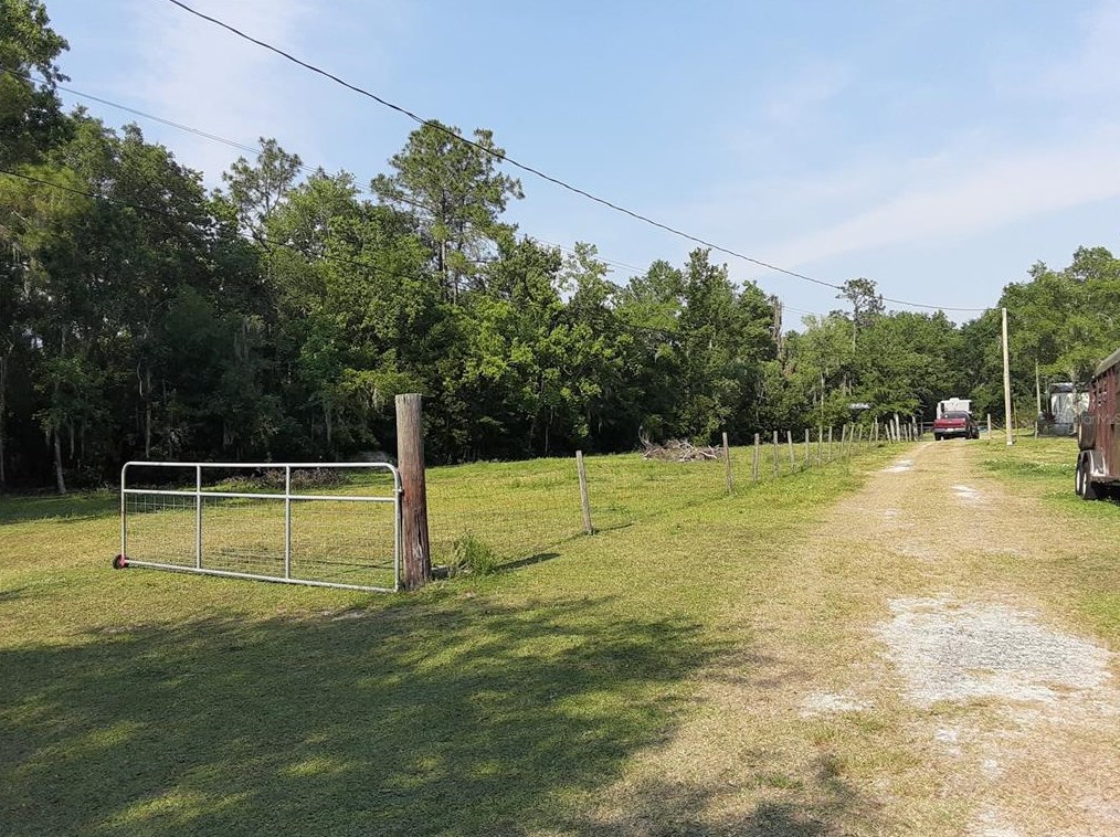 8333 Kathleen Rd, Lakeland, FL 33810-4453
