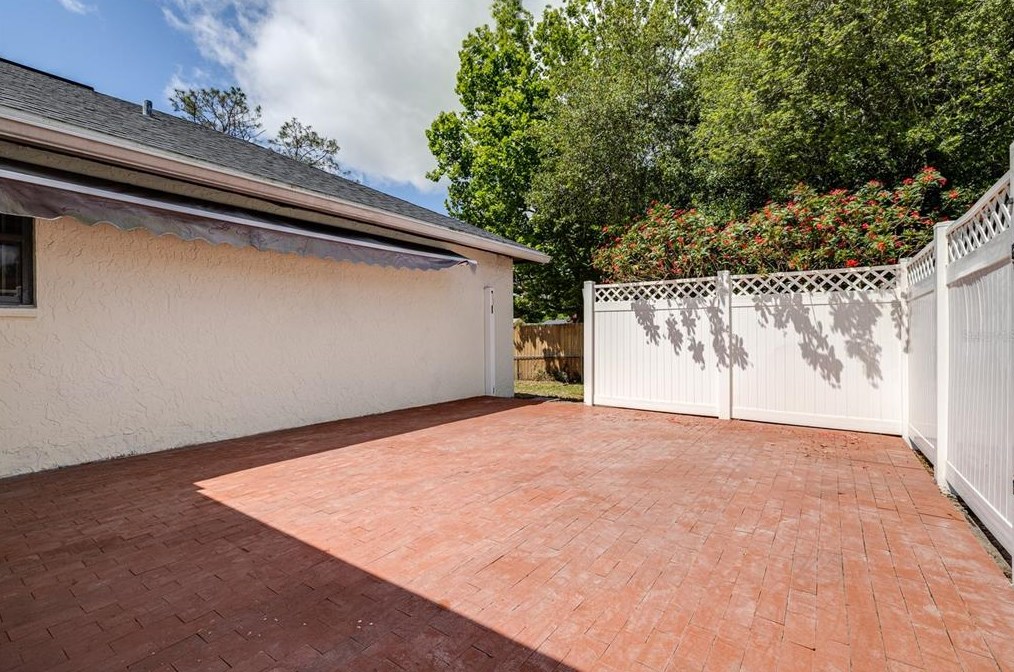 6105 Frk Ct, Lakeland FL 33809-1433 exterior