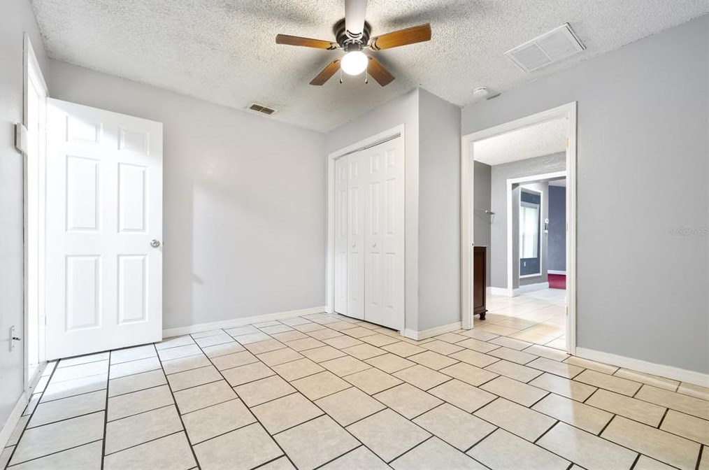 6105 Frk Ct, Lakeland FL 33809-1433 exterior