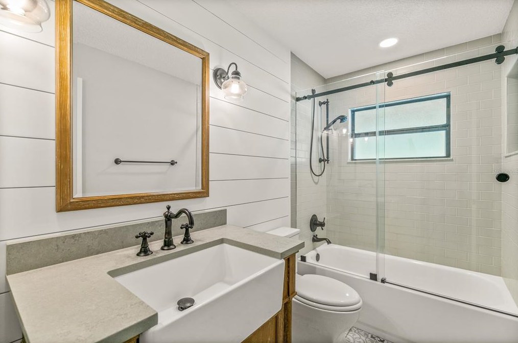 250 Trade Winds Rd, Casselberry FL  32708-3521 exterior