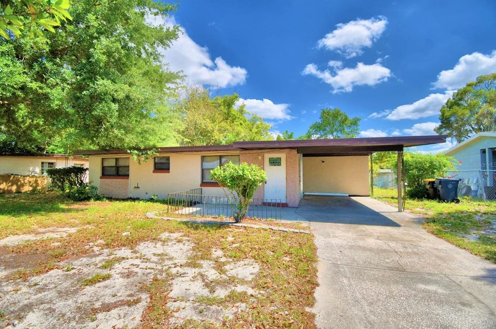 1014 Caroline Ave, Auburndale, FL 33823