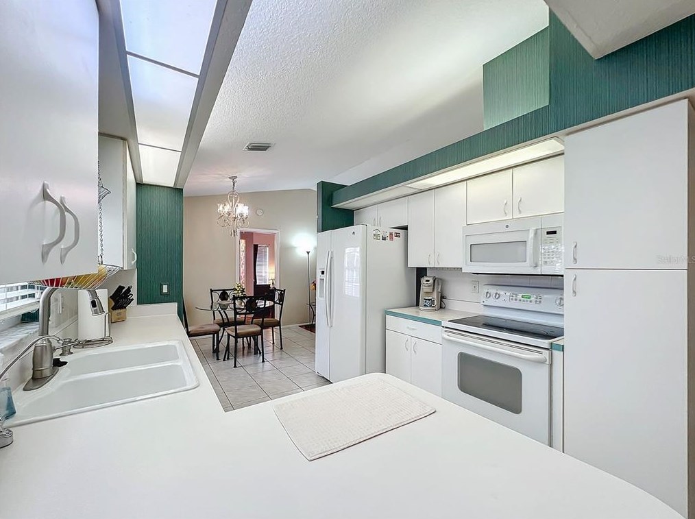 4907 21 St Ct, Bradenton FL  34208-2933 exterior