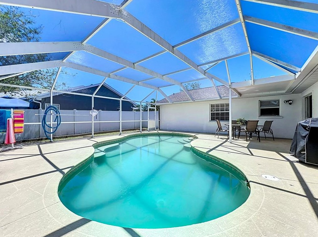 4907 21 St Ct, Bradenton FL  34208-2933 exterior