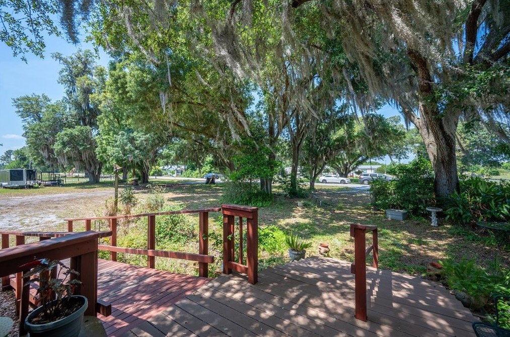 2715 Sands Rd, Lakeland, FL 33810