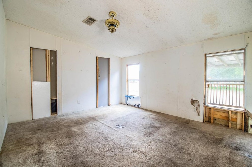 6417 Glen Meadow Dr, Lakeland FL  33810-5850 exterior