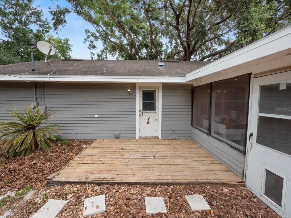 6303 Lakeland Highlands Rd, Lakeland FL  33813-3813 exterior