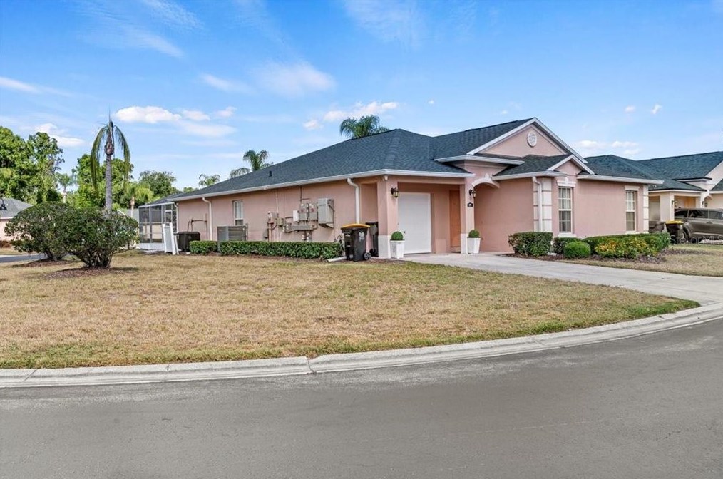 529 Reserve Dr, Davenport, FL 33896-2310