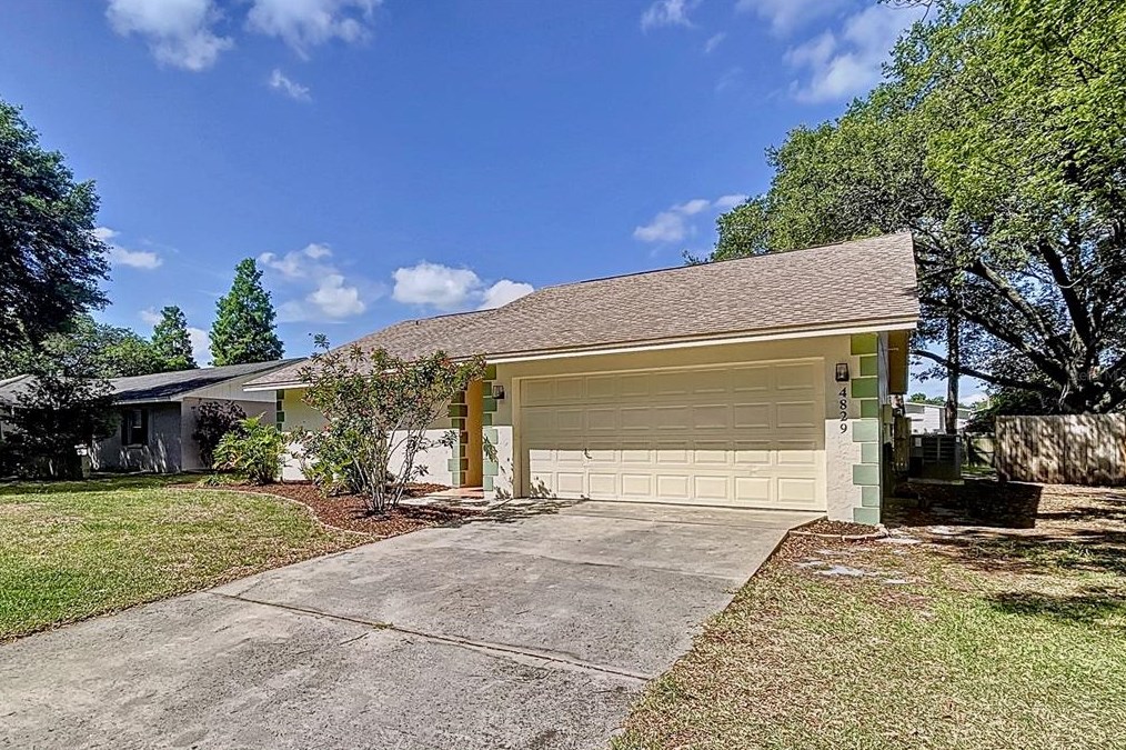 4829 Wildflower Dr, Lakeland, FL 33811-2913
