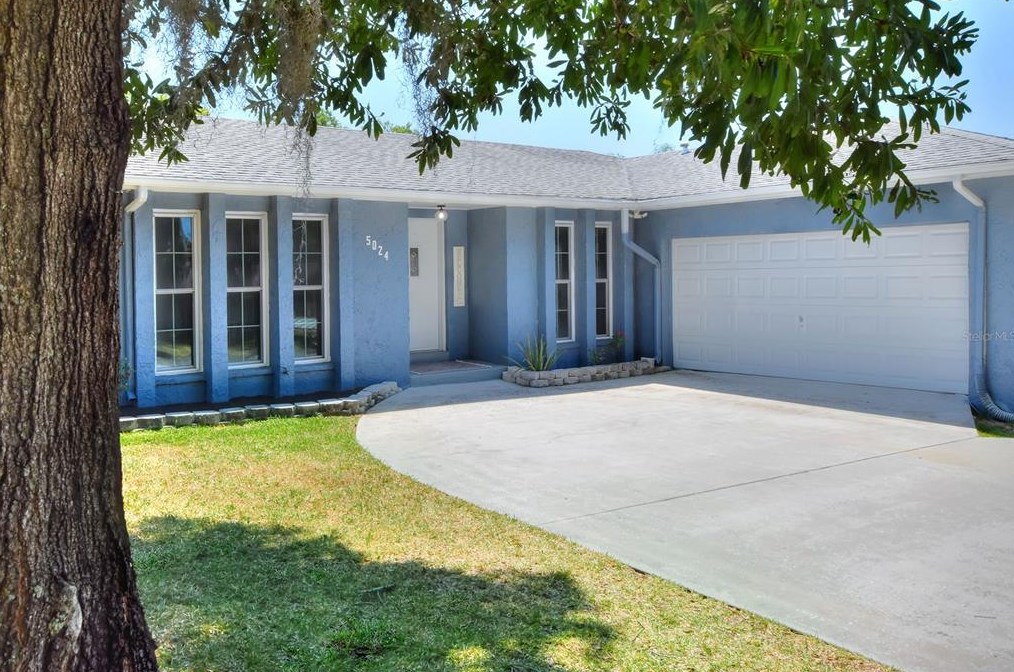 5024 Fairfax W, Lakeland, FL 33813