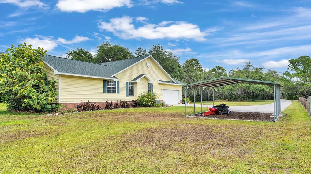 23 Oakwood Rd, Winter Haven, FL 33880-1055