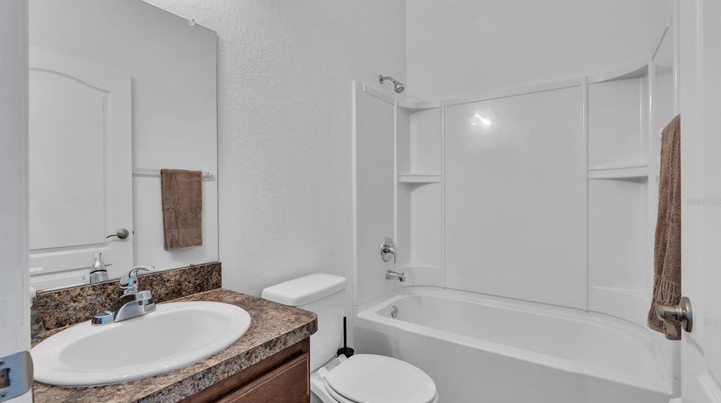 1752 Williamsburg Dr, Bartow FL  33830-6507 exterior