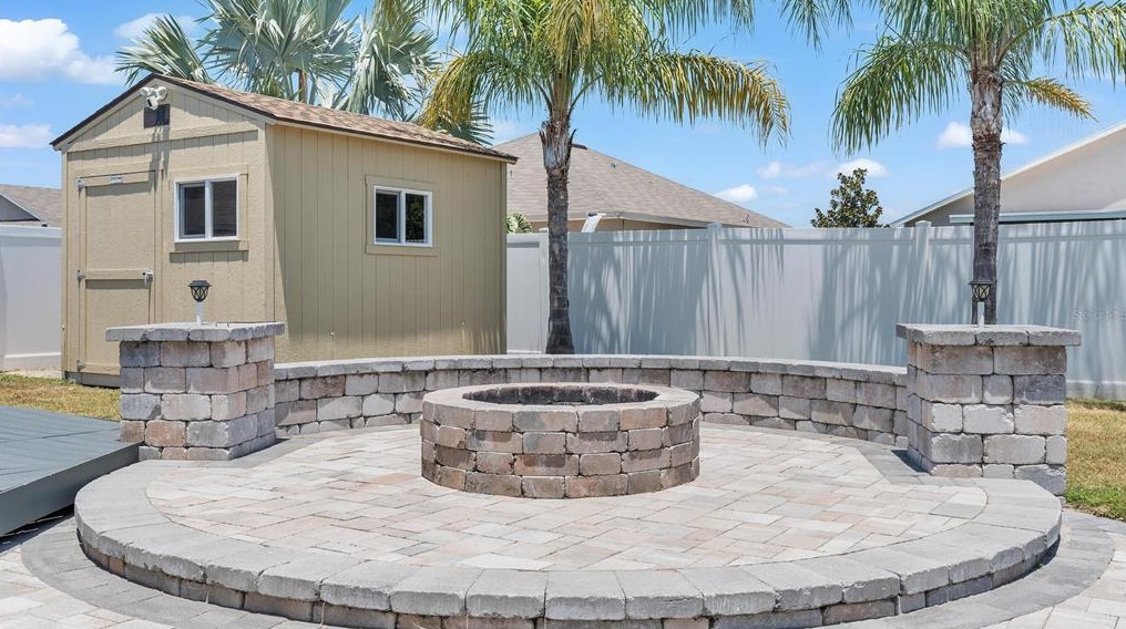 1752 Williamsburg Dr, Bartow FL  33830-6507 exterior