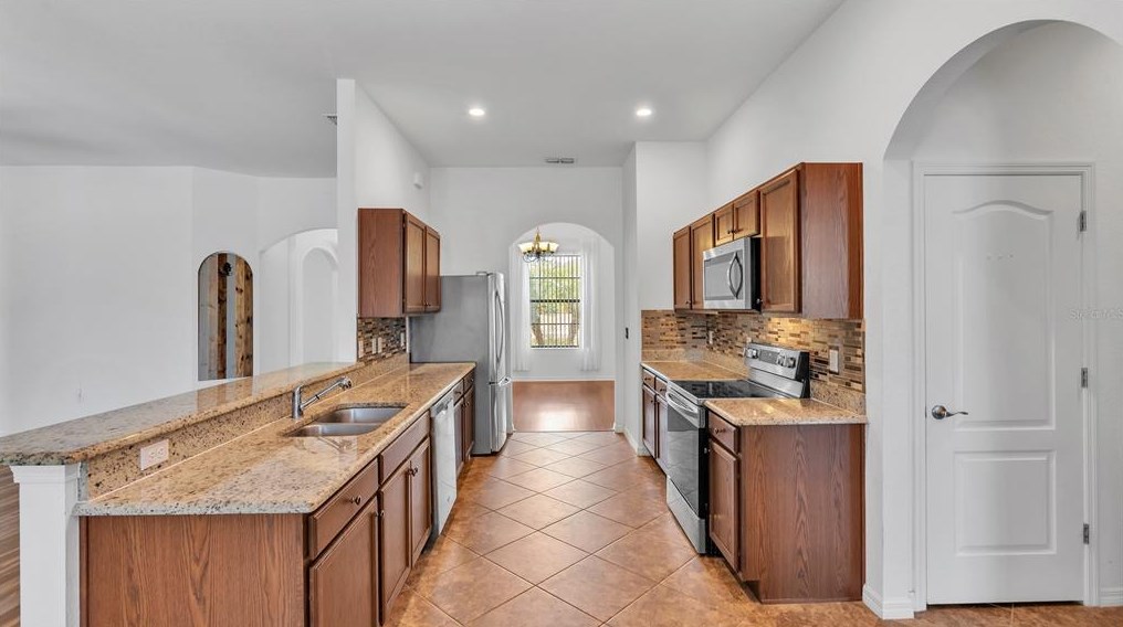 1752 Williamsburg Dr, Bartow FL  33830-6507 exterior
