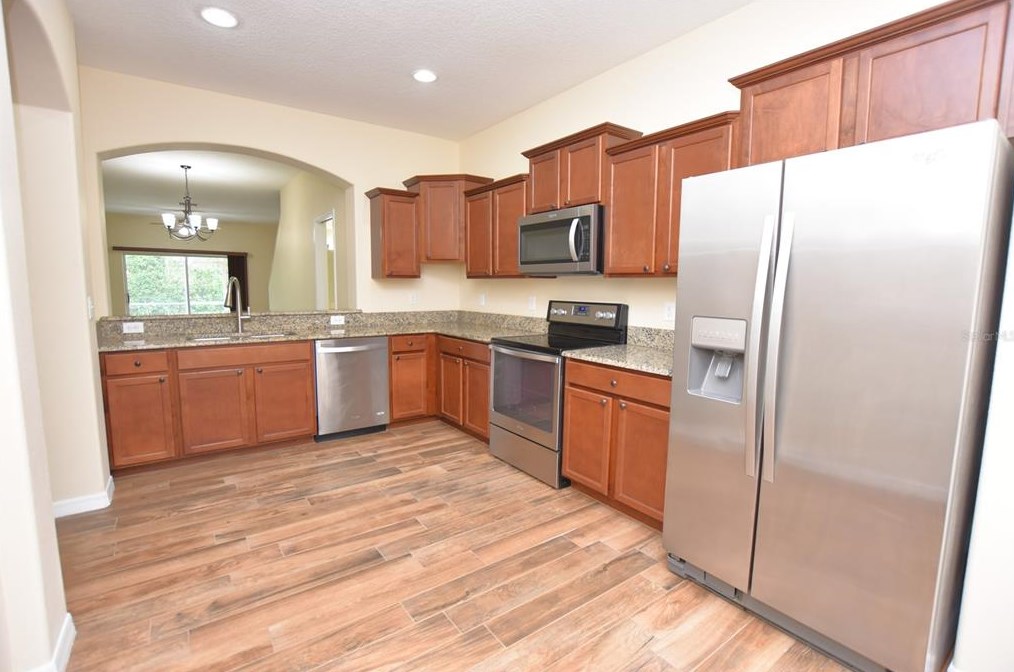 4183 Shadetree Ln, Lakeland, FL 33812