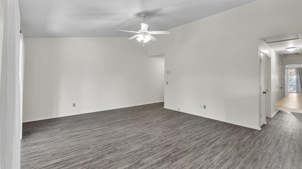 5015 Cimarron Dr, Lakeland FL  33813-2552 exterior