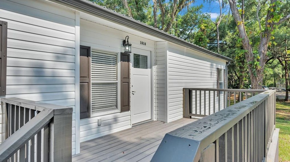 1616 Carter St, Auburndale, FL 33823-9727