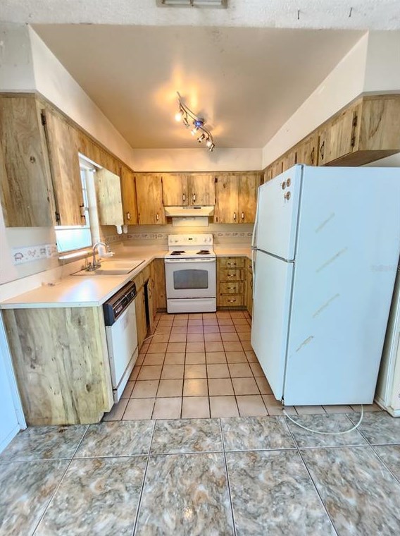 338 Sand Pne Trl, Winter Haven FL  33880-1101 exterior