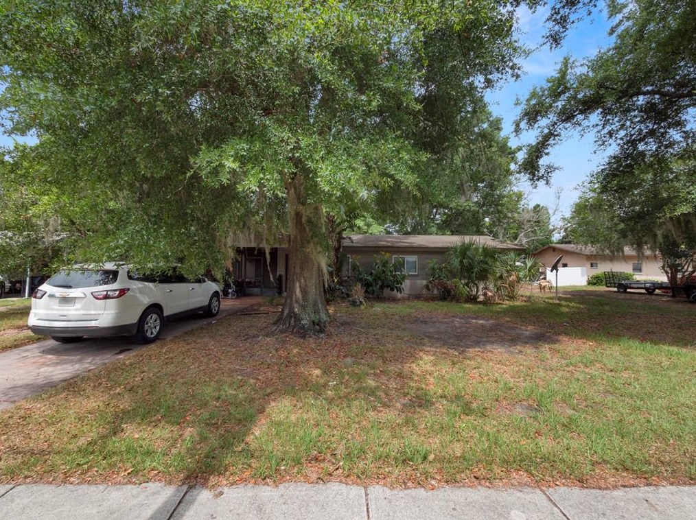 806 S Orange Ave, Bartow, FL 33841