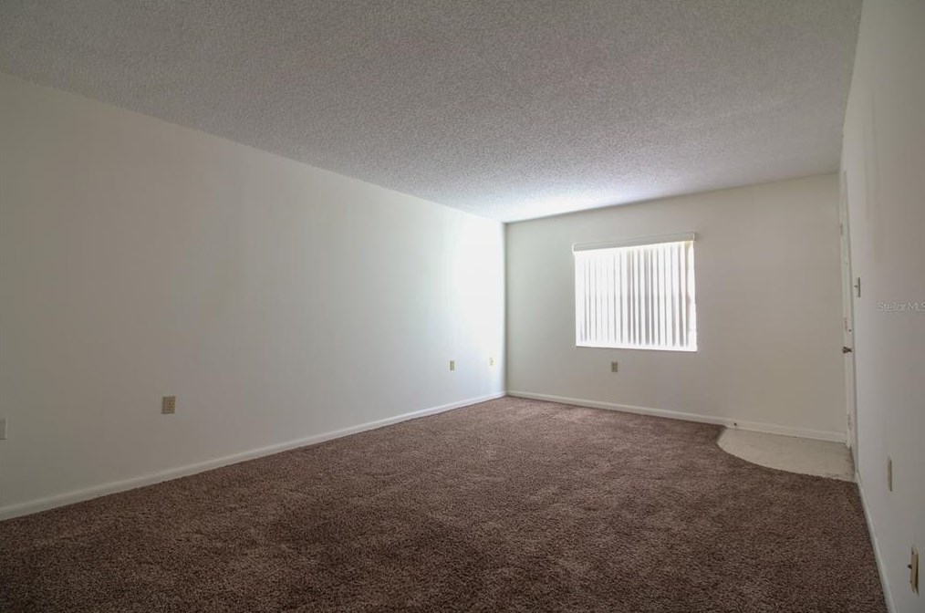 823 Winnie Ln, Lakeland, FL 33813
