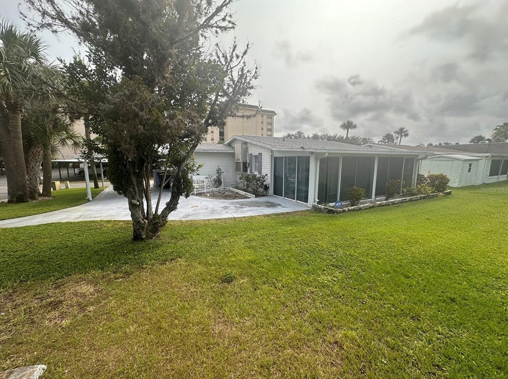 118 Country Club Dr, Lake Placid, FL 33852-9203