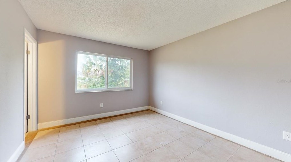 1053 Zambrana St, Melbourne FL 32909-5272 exterior