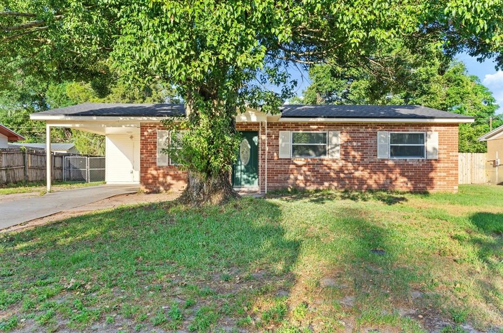 3544 Colleen Dr, Lakeland, FL 33810-2910