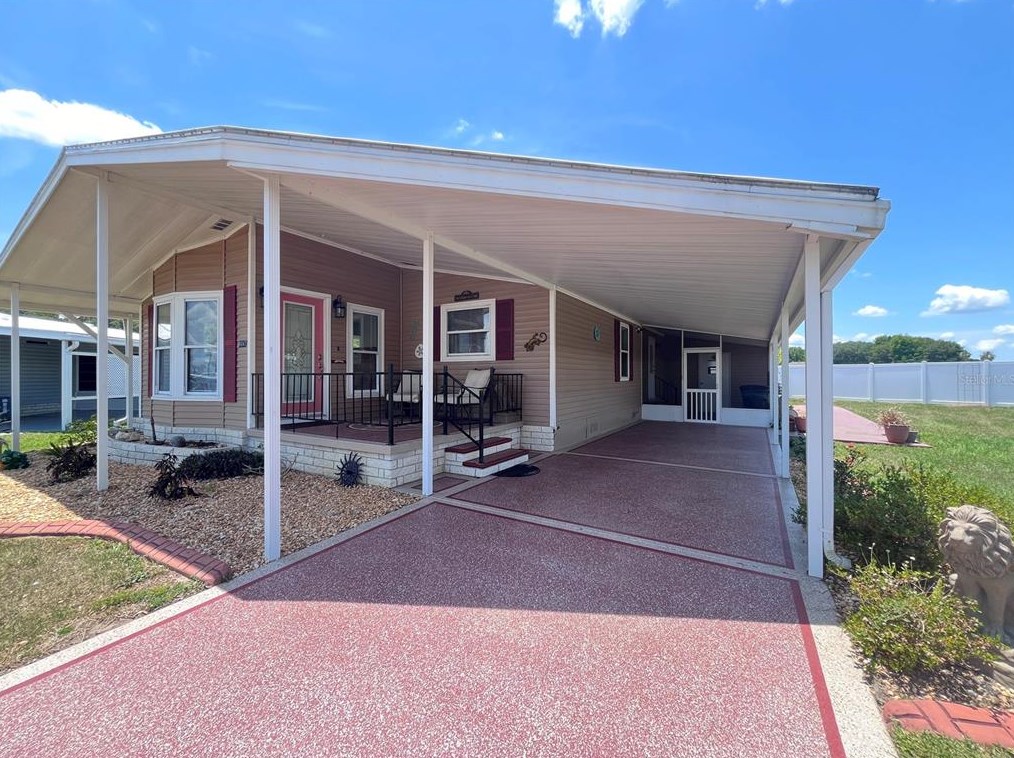4047 Joyful Ln, Zephyrhills, FL 33541-2340