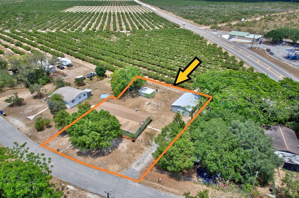 1150 Rialto Ave, Sebring, FL 33870