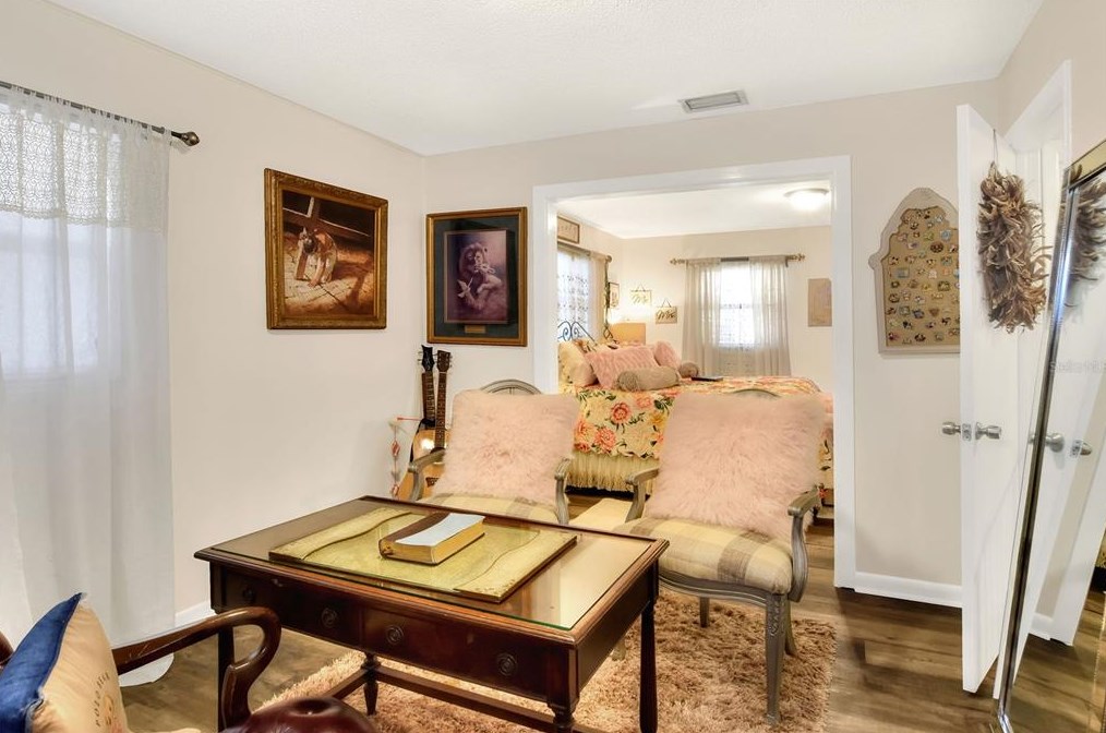 6620 Tula Ln, Lakeland FL  33809-4320 exterior