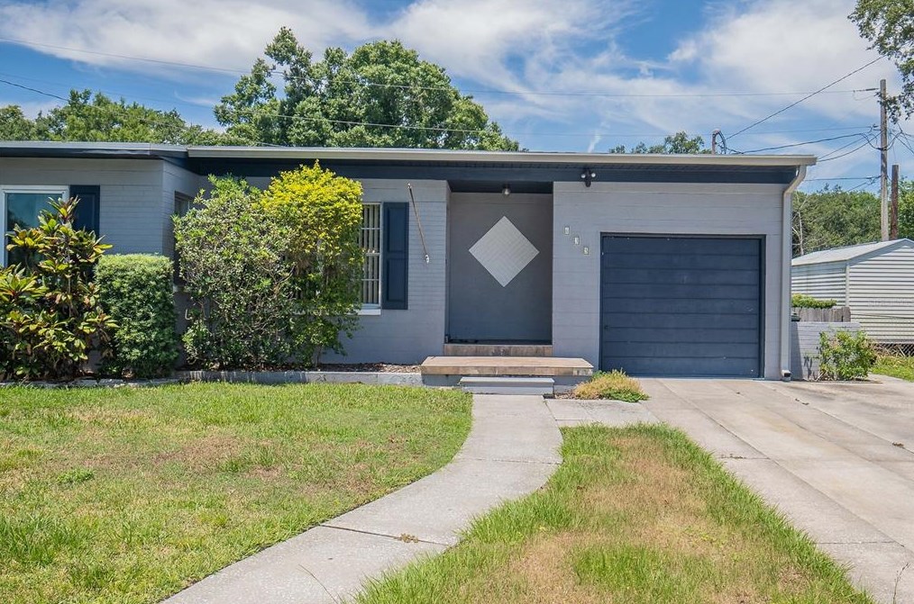635 Hillside Dr, Lakeland, FL 33803