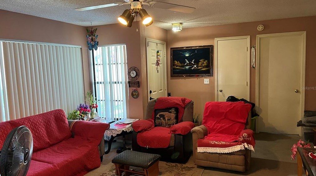 1378 Bramblewood Dr, Lakeland, FL 33811-2941