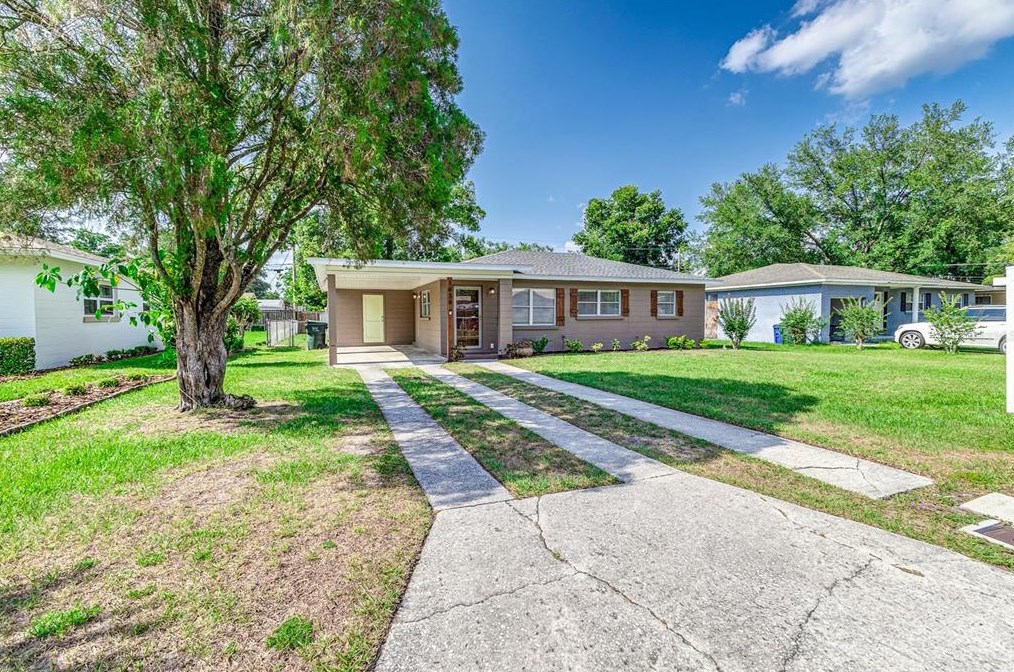 1636 Huntington St, Lakeland FL  33801-5936 exterior